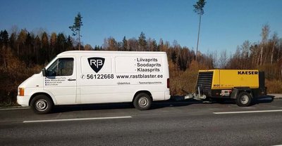 Metallkonstruktsiooni puhastus liivapritsiga